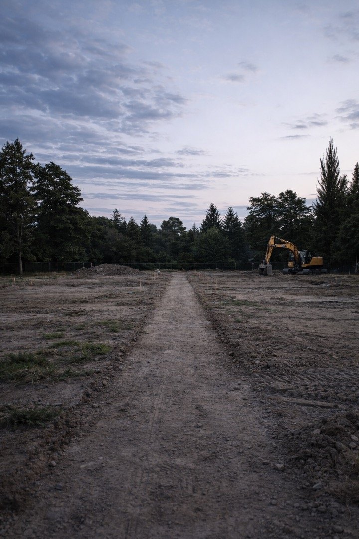 Luxury Mansion Construction Timelapse Prompt